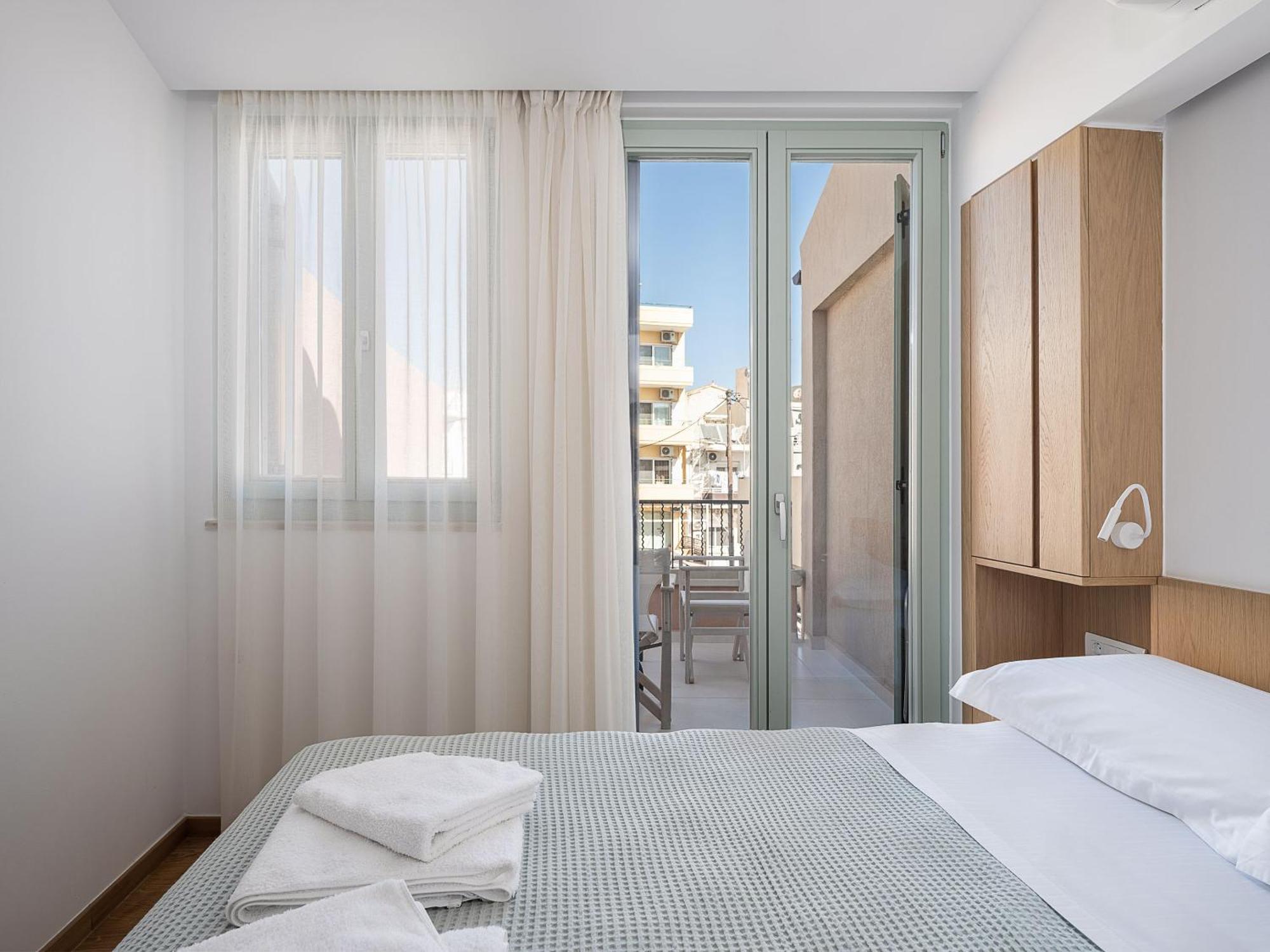 Mythodea Luxury Suites Ханья Номер фото
